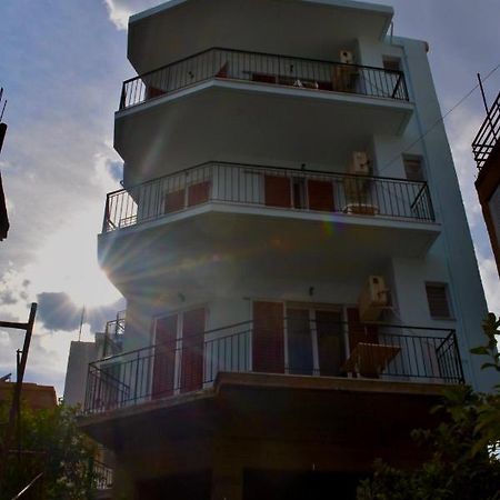 Bob'S Apartments Tolo Ngoại thất bức ảnh
