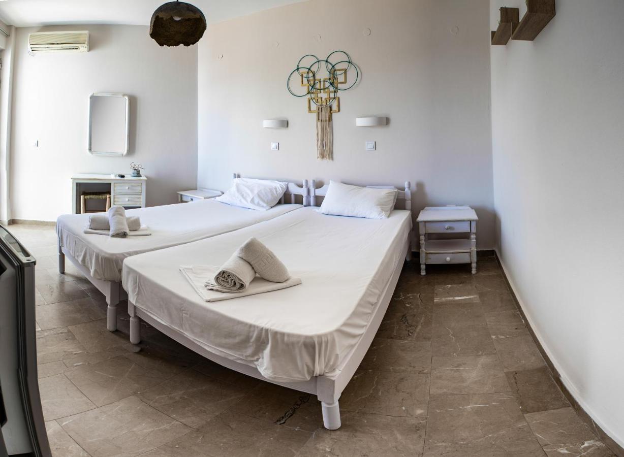 Bob'S Apartments Tolo Ngoại thất bức ảnh