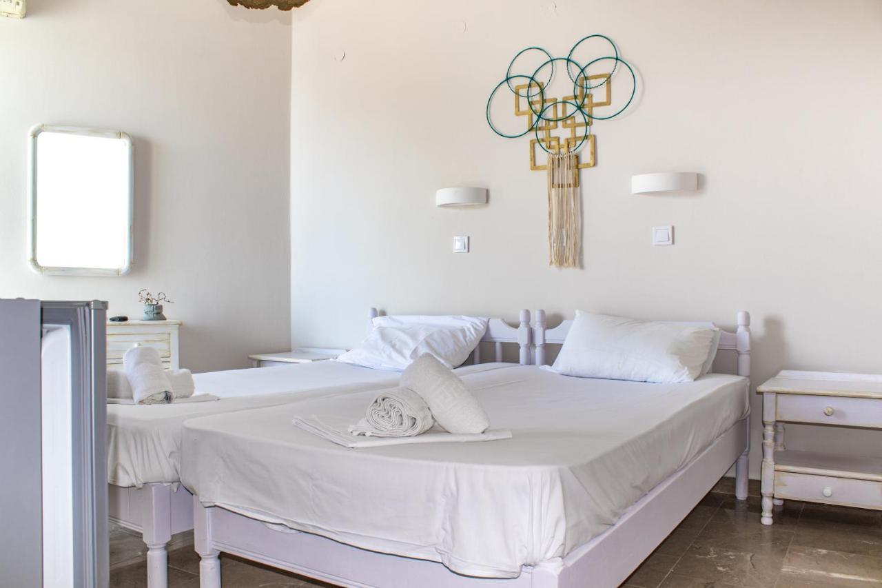 Bob'S Apartments Tolo Ngoại thất bức ảnh