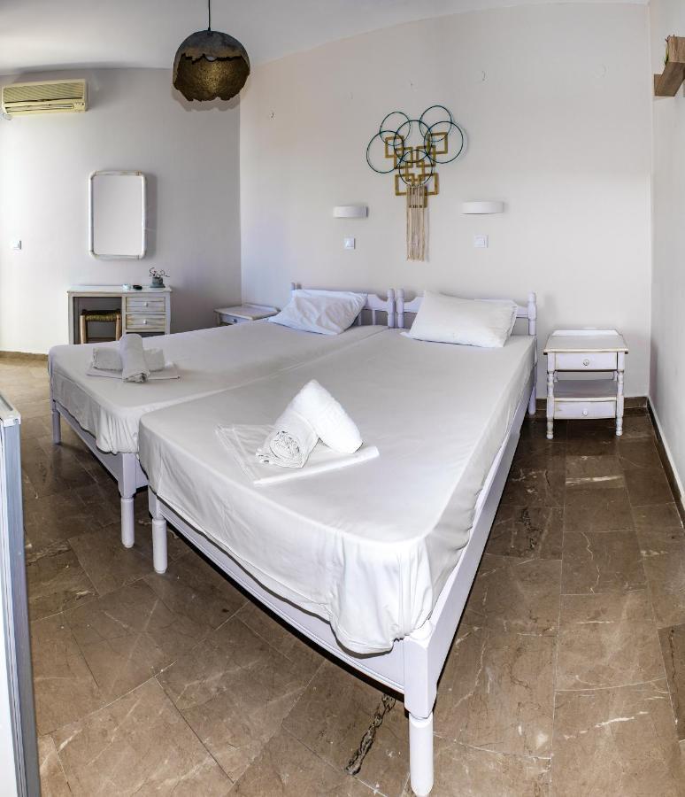 Bob'S Apartments Tolo Ngoại thất bức ảnh
