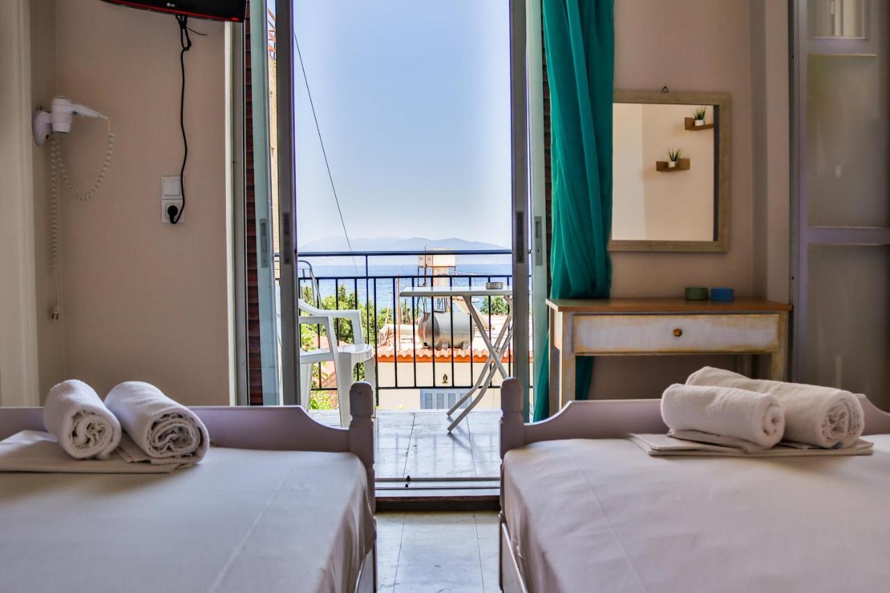 Bob'S Apartments Tolo Ngoại thất bức ảnh