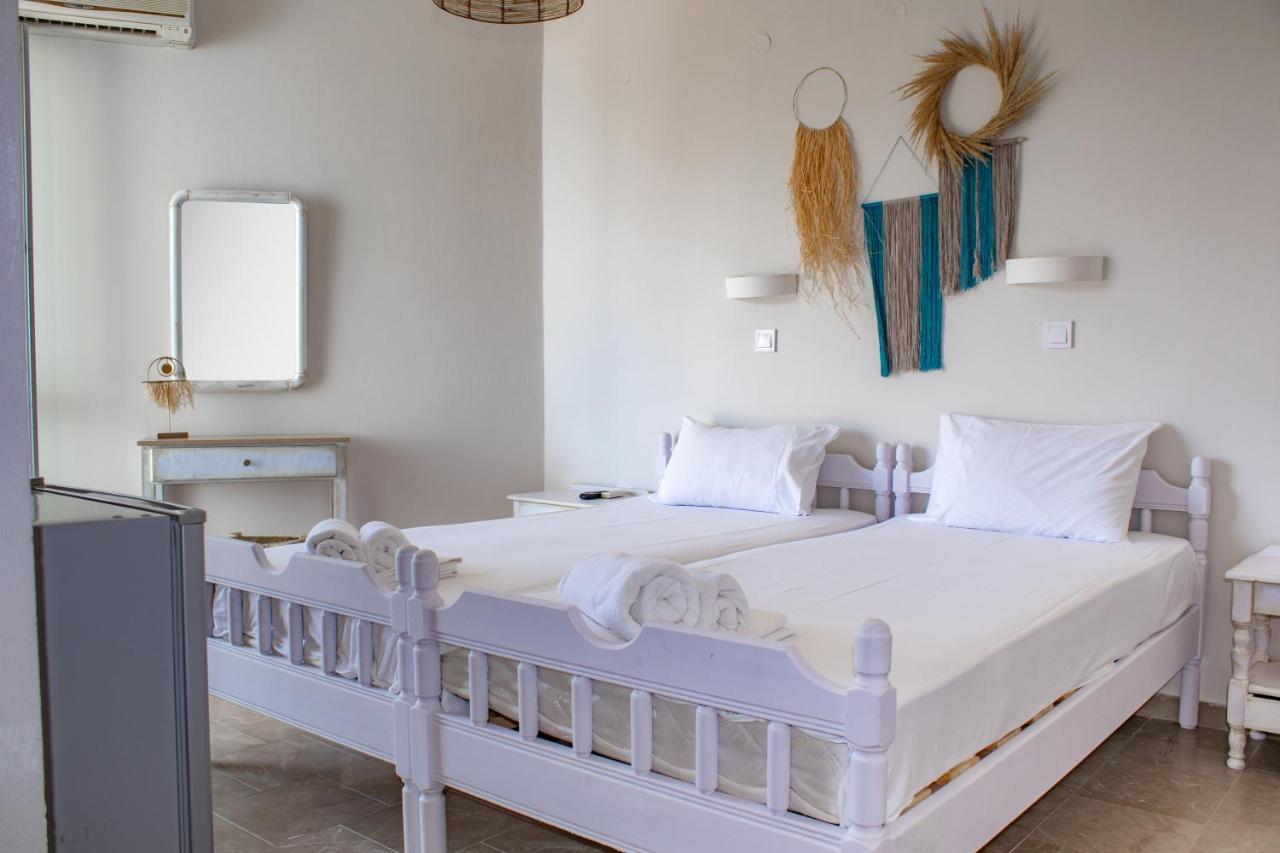 Bob'S Apartments Tolo Ngoại thất bức ảnh